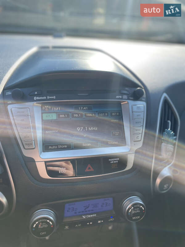 Внедорожник / Кроссовер Hyundai Tucson 2012 в Харькове