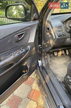 Внедорожник / Кроссовер Hyundai Tucson 2008 в 