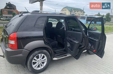 Внедорожник / Кроссовер Hyundai Tucson 2005 в 