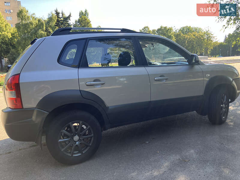 Внедорожник / Кроссовер Hyundai Tucson 2009 в Лозовой фото 4 Внедорожник / Кроссовер Hyundai Tucson 2009 в Лозовой