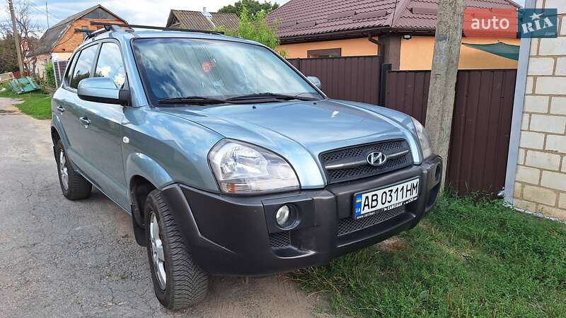 Позашляховик / Кросовер Hyundai Tucson 2007 в Немирові