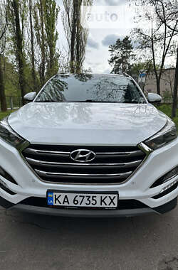 Внедорожник / Кроссовер Hyundai Tucson 2017 в Киеве