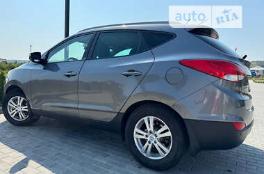 Позашляховик / Кросовер Hyundai Tucson 2012 в Золочеві