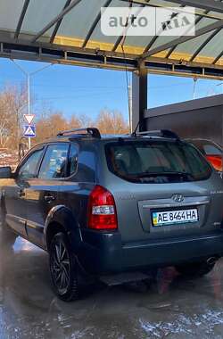 Внедорожник / Кроссовер Hyundai Tucson 2012 в 
