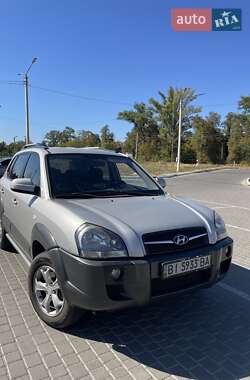 Внедорожник / Кроссовер Hyundai Tucson 2008 в 