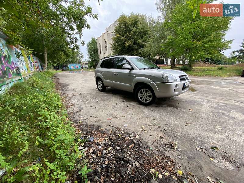 Позашляховик / Кросовер Hyundai Tucson 2007 в Львові