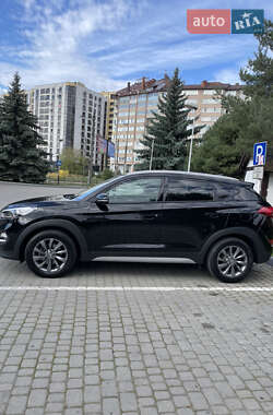 Внедорожник / Кроссовер Hyundai Tucson 2017 в Ивано-Франковске