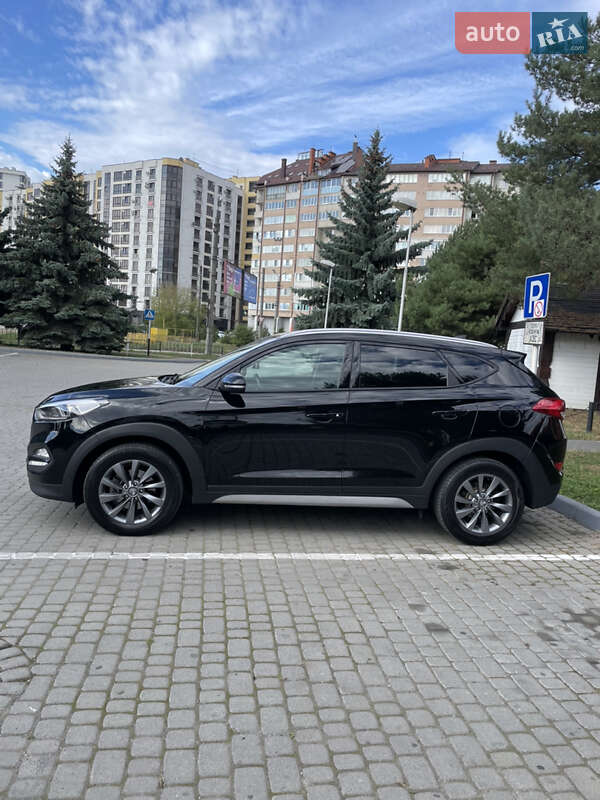 Позашляховик / Кросовер Hyundai Tucson 2017 в Івано-Франківську