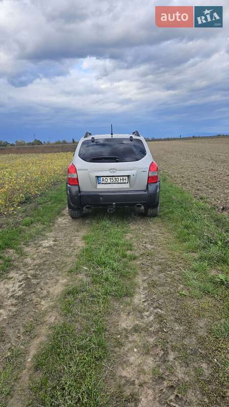 Позашляховик / Кросовер Hyundai Tucson 2006 в Ужгороді