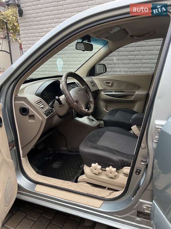Позашляховик / Кросовер Hyundai Tucson 2006 в Одесі