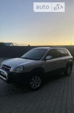 Позашляховик / Кросовер Hyundai Tucson 2004 в Теребовлі