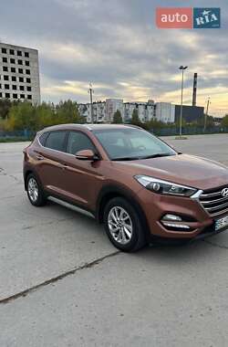 Позашляховик / Кросовер Hyundai Tucson 2018 в 