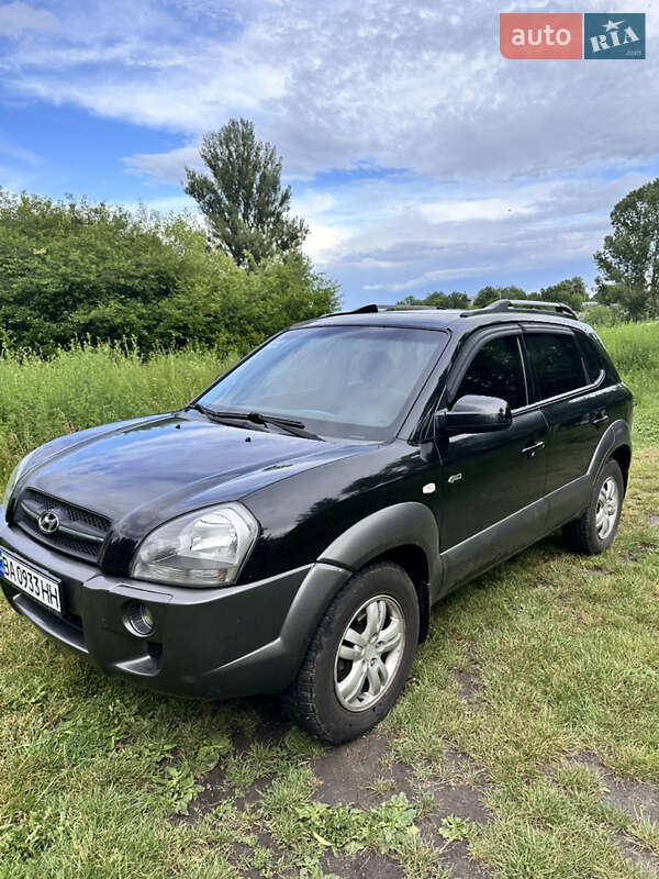 Внедорожник / Кроссовер Hyundai Tucson 2007 в Александрие