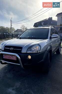 Позашляховик / Кросовер Hyundai Tucson 2006 в Рівному