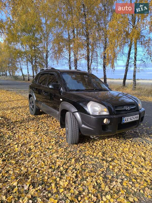 Позашляховик / Кросовер Hyundai Tucson 2007 в Краснограді