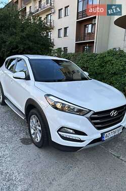 Позашляховик / Кросовер Hyundai Tucson 2018 в Великому Березному