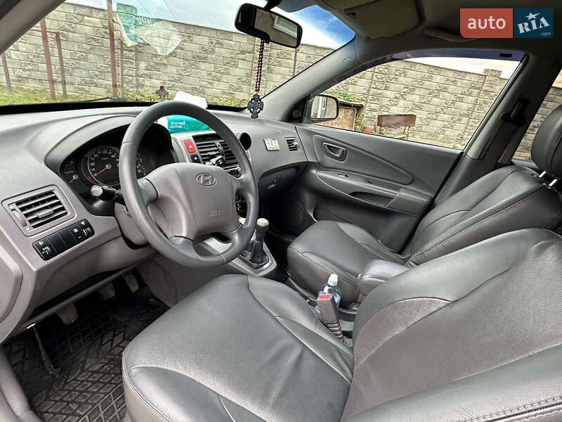 Позашляховик / Кросовер Hyundai Tucson 2005 в Луцьку
