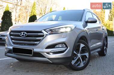 Внедорожник / Кроссовер Hyundai Tucson 2017 в 