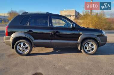 Позашляховик / Кросовер Hyundai Tucson 2004 в Хмельницькому