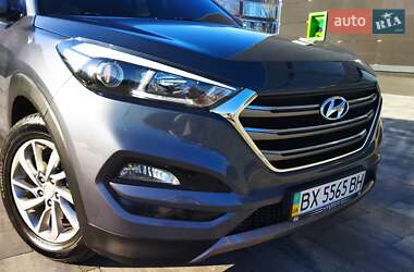 Внедорожник / Кроссовер Hyundai Tucson 2016 в Староконстантинове