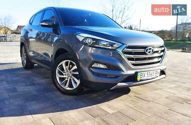 Внедорожник / Кроссовер Hyundai Tucson 2016 в Староконстантинове