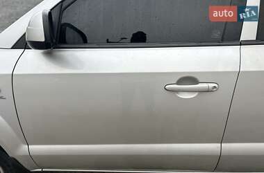 Внедорожник / Кроссовер Hyundai Tucson 2005 в 