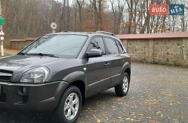 Позашляховик / Кросовер Hyundai Tucson 2009 в Чернівцях