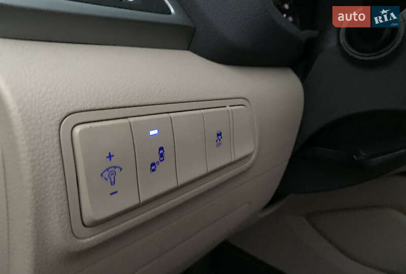 Позашляховик / Кросовер Hyundai Tucson 2017 в Києві фото 15 Позашляховик / Кросовер Hyundai Tucson 2017 в Києві