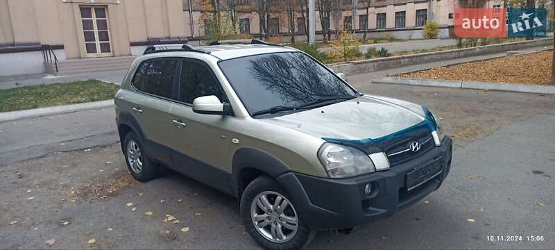 Позашляховик / Кросовер Hyundai Tucson 2008 в Дніпрі