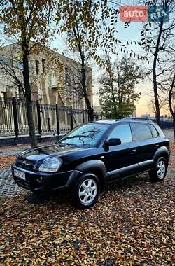 Внедорожник / Кроссовер Hyundai Tucson 2004 в Харькове