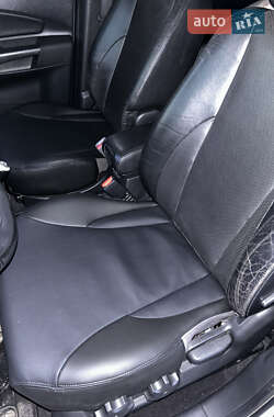 Внедорожник / Кроссовер Hyundai Tucson 2005 в 