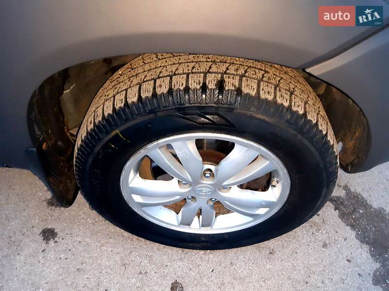 Внедорожник / Кроссовер Hyundai Tucson 2011 в Кельменцах