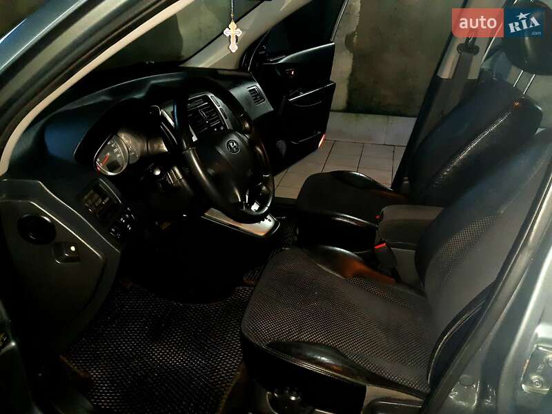 Внедорожник / Кроссовер Hyundai Tucson 2011 в Кельменцах