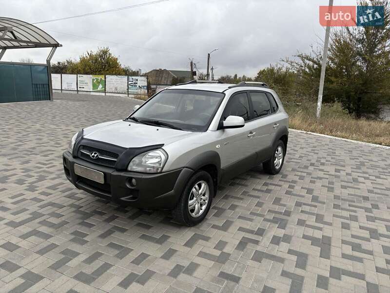 Внедорожник / Кроссовер Hyundai Tucson 2008 в Днепре