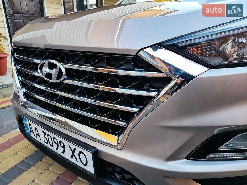 Внедорожник / Кроссовер Hyundai Tucson 2019 в Киеве