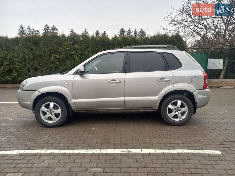 Позашляховик / Кросовер Hyundai Tucson 2006 в Луцьку