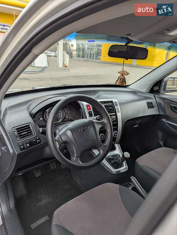 Позашляховик / Кросовер Hyundai Tucson 2006 в Дубні