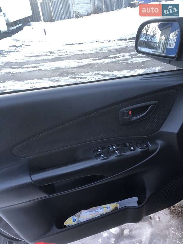 Внедорожник / Кроссовер Hyundai Tucson 2007 в Житомире