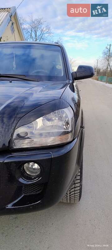 Позашляховик / Кросовер Hyundai Tucson 2009 в Глобиному