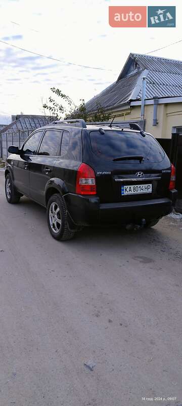 Позашляховик / Кросовер Hyundai Tucson 2009 в Глобиному