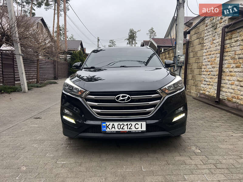 Позашляховик / Кросовер Hyundai Tucson 2018 в 