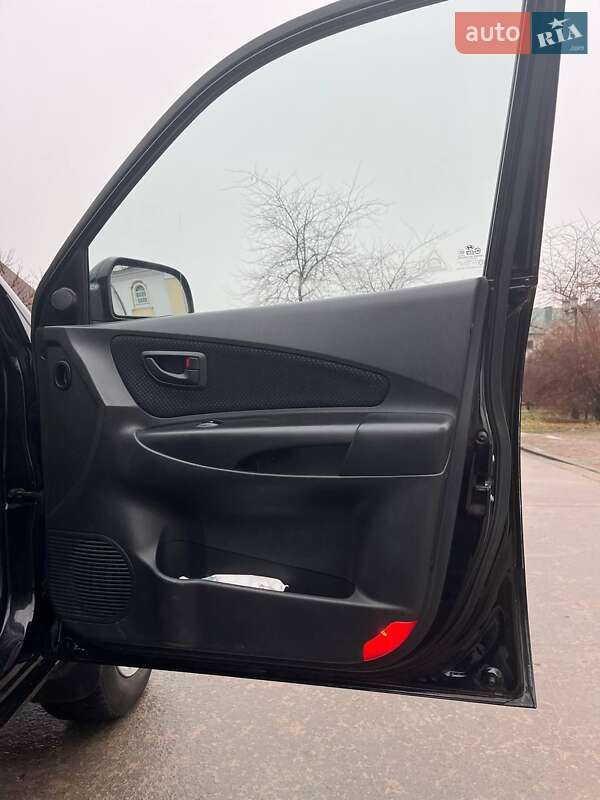 Позашляховик / Кросовер Hyundai Tucson 2009 в Вараші