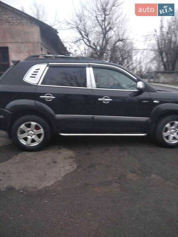 Позашляховик / Кросовер Hyundai Tucson 2008 в Кривому Розі