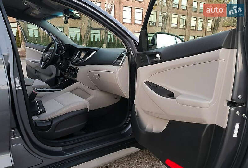 Позашляховик / Кросовер Hyundai Tucson 2018 в Києві