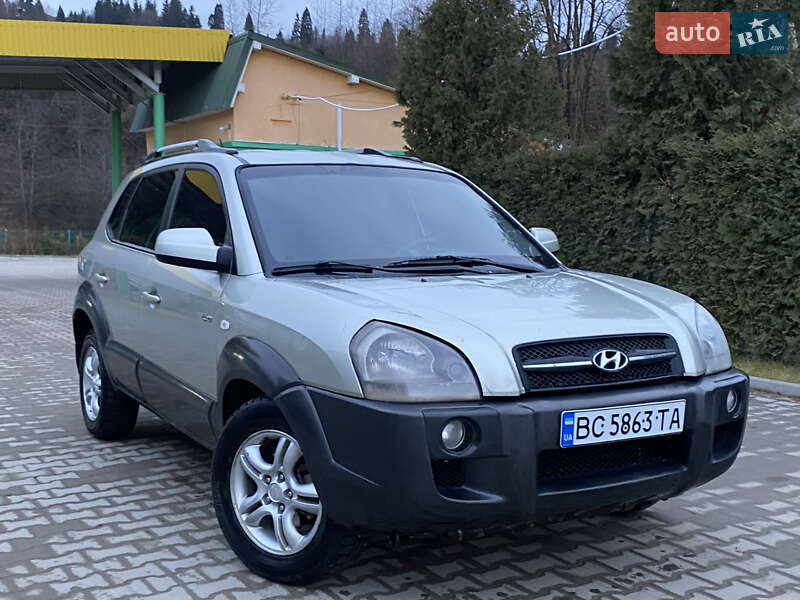 Позашляховик / Кросовер Hyundai Tucson 2007 в Львові