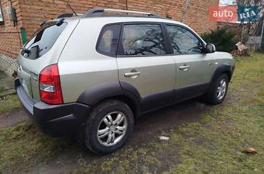 Позашляховик / Кросовер Hyundai Tucson 2006 в Ходореві