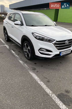 Позашляховик / Кросовер Hyundai Tucson 2017 в Києві