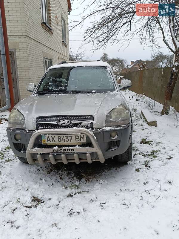 Позашляховик / Кросовер Hyundai Tucson 2008 в Харкові