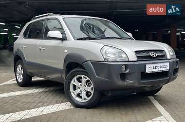 Позашляховик / Кросовер Hyundai Tucson 2009 в Києві