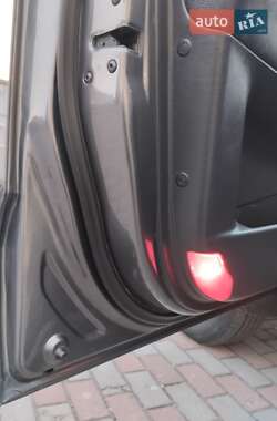 Внедорожник / Кроссовер Hyundai Tucson 2008 в 